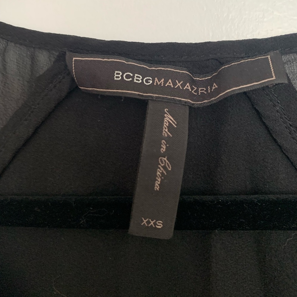 BCBGMaxAzria Mellie Silk Asymmetrical Top - Picture 6 of 7